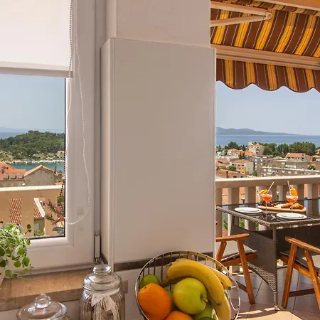 Apartments Villa Flamingo Makarska Exterior photo