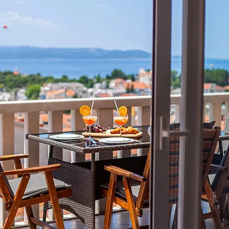 Apartments Villa Flamingo Makarska Exterior photo