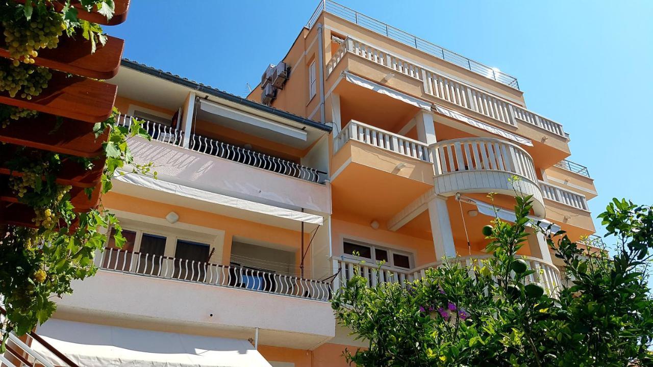 Flamingo Apartment Makarska